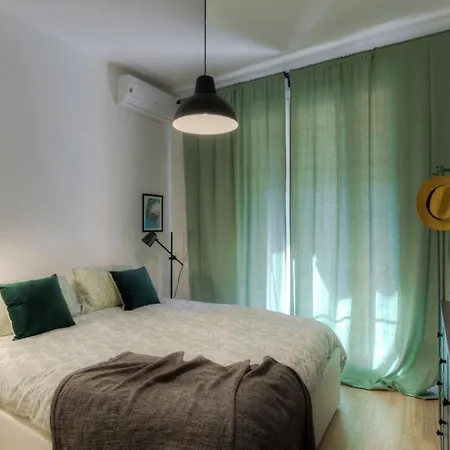 #29 Gambetta Ac Sea View 2 Bedrooms 1min Walk To Promenade & Sea