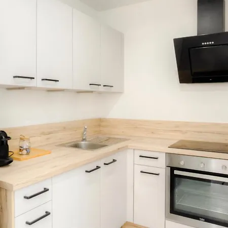 #29 Gambetta Ac Sea View 2 Bedrooms 1min Walk To Promenade & Sea Apartment *