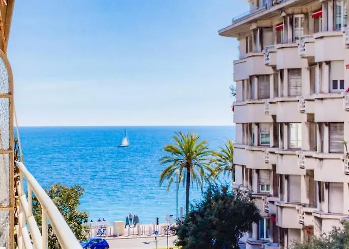 #29 Gambetta Ac Sea View 2 Bedrooms 1min Walk To Promenade & Sea Appartement